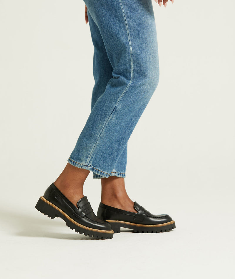 Penny Loafer - Black